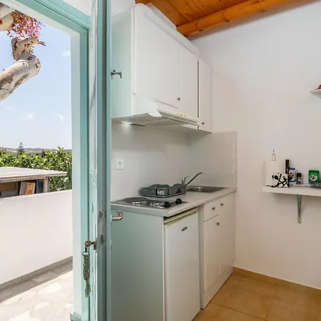 Lina And Babis' Adamantas (Milos)