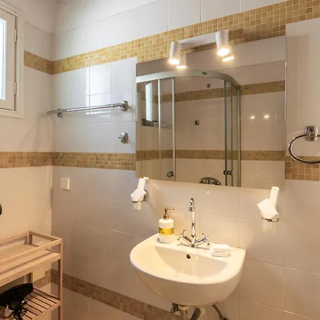 アパート Lina And Babis' *