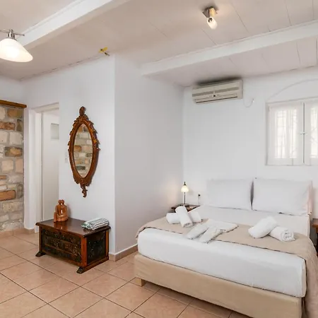 Lina And Babis' * Adamantas (Milos)