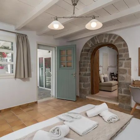 Lina And Babis' * Adamantas (Milos)